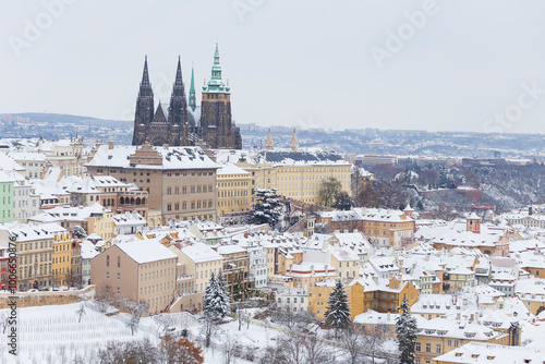 Obraz na płótnie Snowy Prague City with gothic Castle from the Hill Petrin, Czech republic w salonie
