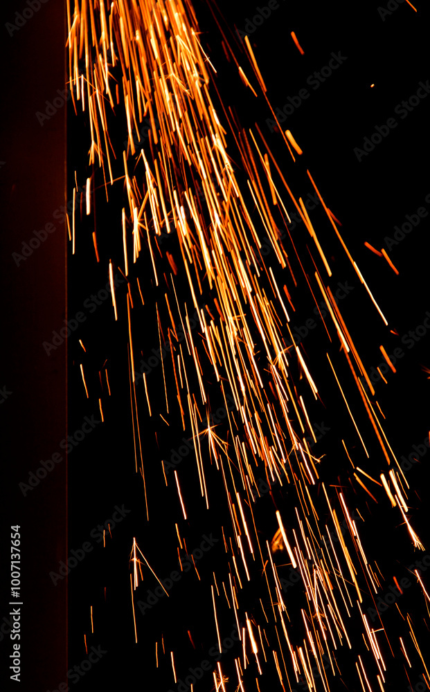 iskry, pomarańczowe iskry, iskry ze szlifierki, orange sparks, sparks from the grinder, Sparks from cutting metal of angle grinder, spark from the grinding wheel