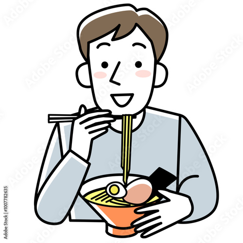 笑顔でラーメンを食べる男性