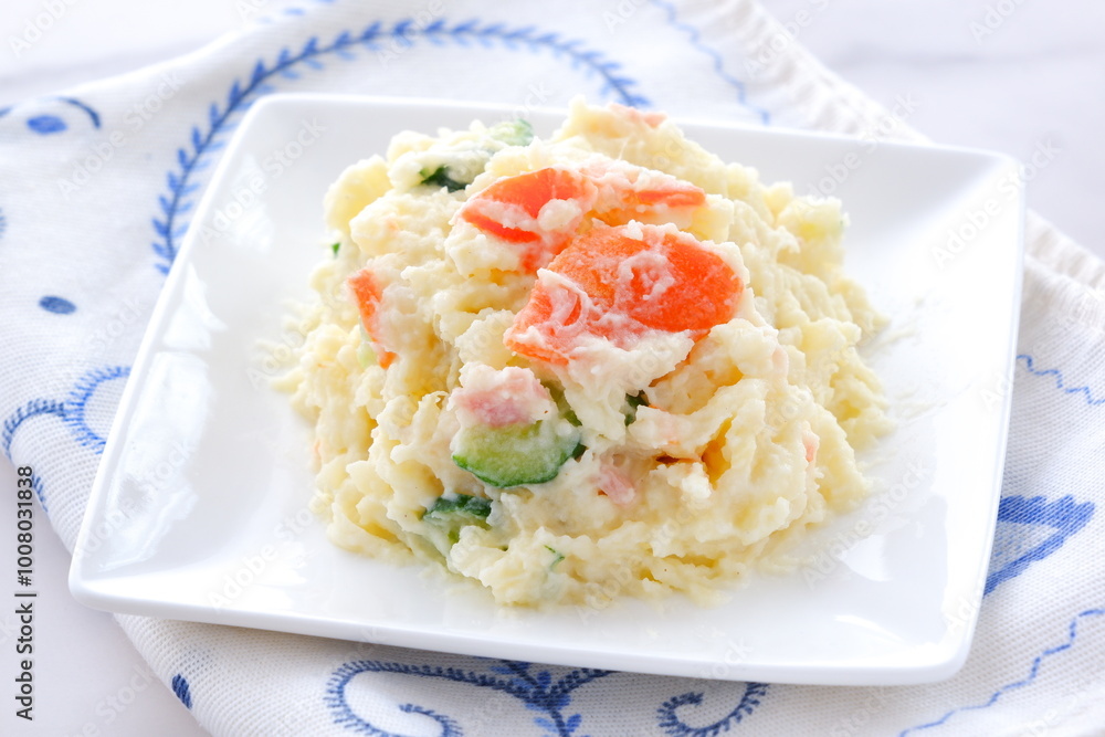 定番のお惣菜といえば、ポテトサラダ
定番のお惣菜といえば、ポテトサラダ
