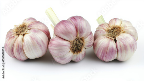 Garlic bulbs conjure up images of country kitchens and delicious home-cooked meals. Fascinating scenes and the simple joy of cooking with healthy ingredients.