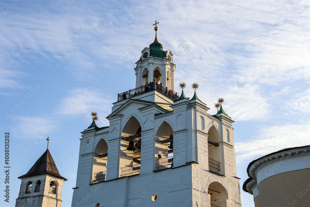 Fototapeta premium Yaroslavl, Yaroslavl region, Russia - 14.09.2024. Belfry with the Church of Our Lady of the Caves of the Yaroslavl Kremlin
