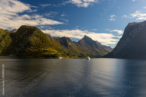 Im Hjoerundfjord im Herbst photo