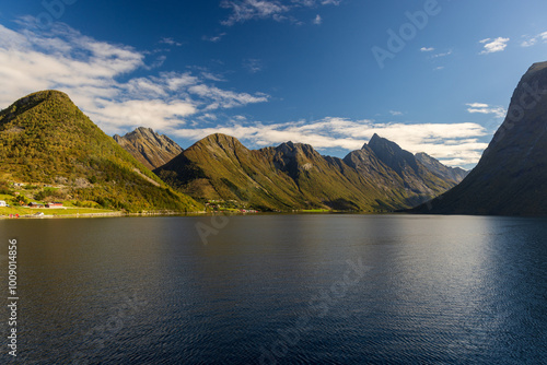 Im Hjoerundfjord im Herbst photo