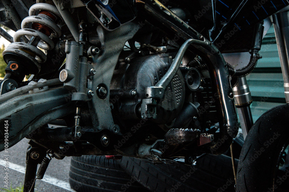 Engine and all other motorcycle parts when changing the used oil Engine and all other motorcycle parts when changing the used oil
