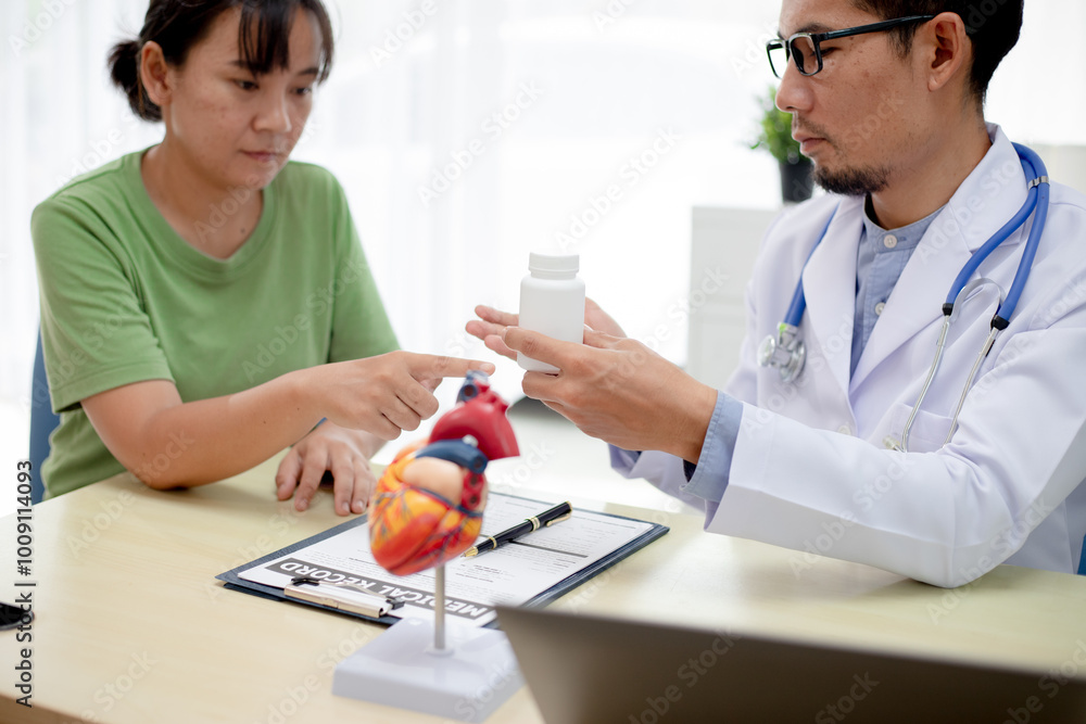 Fototapeta premium Patients visit their doctor to seek advice about their health, describing their symptoms and hoping to receive a diagnosis and treatment plan for their condition after the consultation.