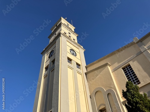Foto Foto de uma igreja na praça principal de Anápolis, Goiás, Brasil