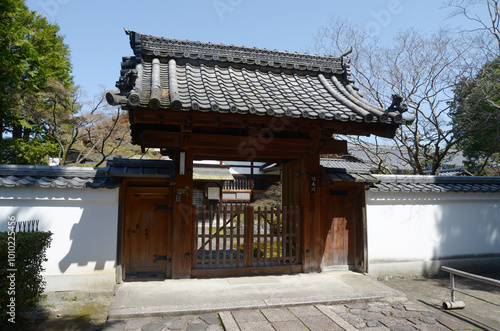 相国寺　瑞春院の山門　京都市上京区 photo