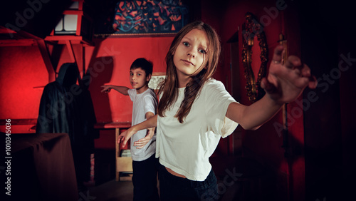 Foto escape from a maniac