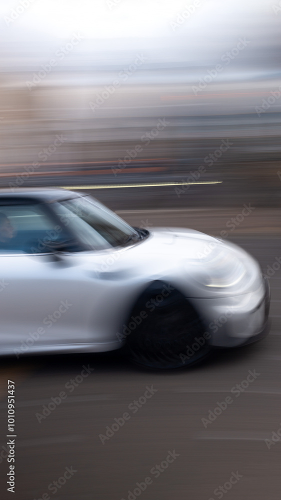 Naklejka premium fast moving car