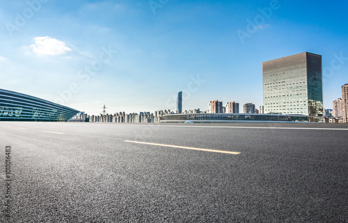 Foto Urban Landscape with Modern Architecture and Clear Blue Sky