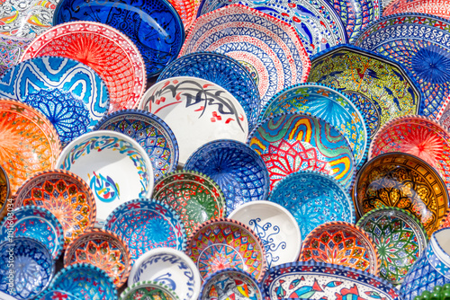 céramiques et tapis de Tunisie