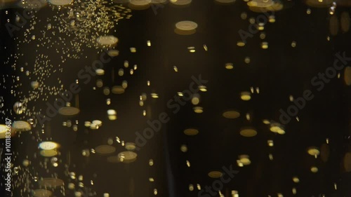 Golden bubbles on ginger ale