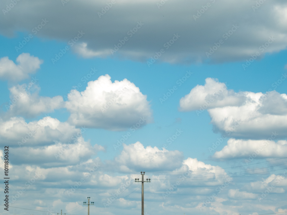 Obraz premium clouds over the blue sky