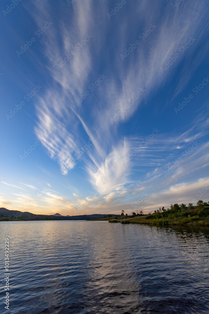 Fototapeta premium Lake sunset