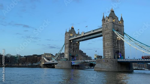 ロンドンのタワーブリッジ