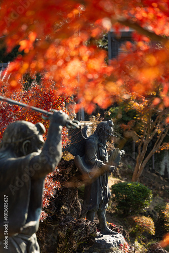 建長寺　半僧坊の紅葉と天狗（神奈川県鎌倉市） photo