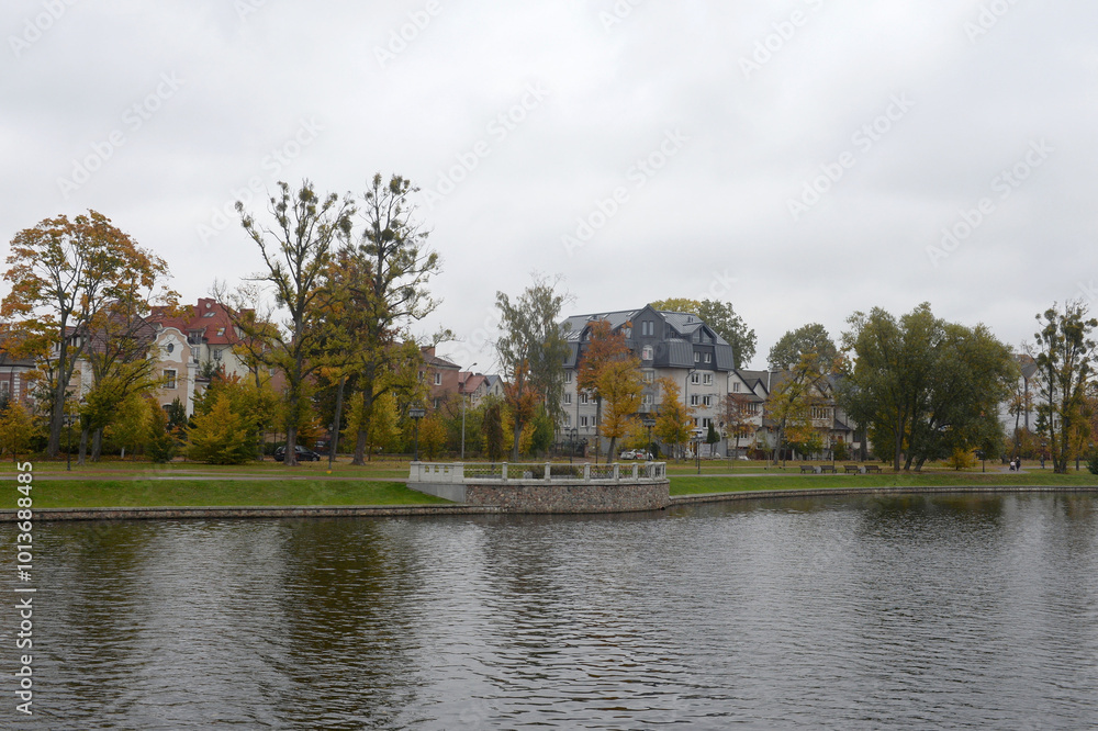 Obraz premium Upper pond in autumn in Kalin