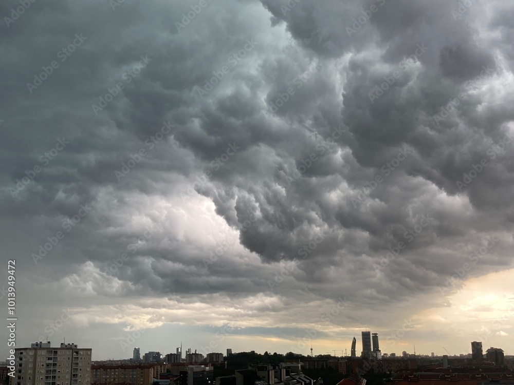STORM CIELO TEMPORALE 2 STORM CIELO TEMPORALE 2