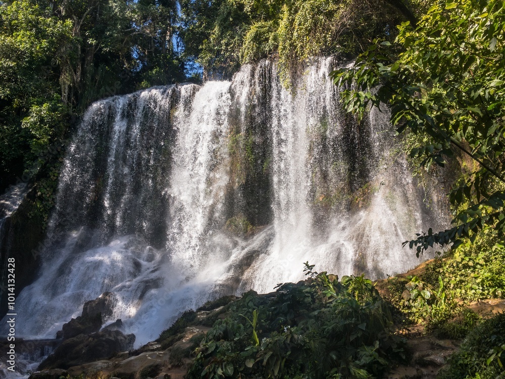 Fototapeta premium Large waterfall in El Nicho cascades in Cumanayagua, Cuba