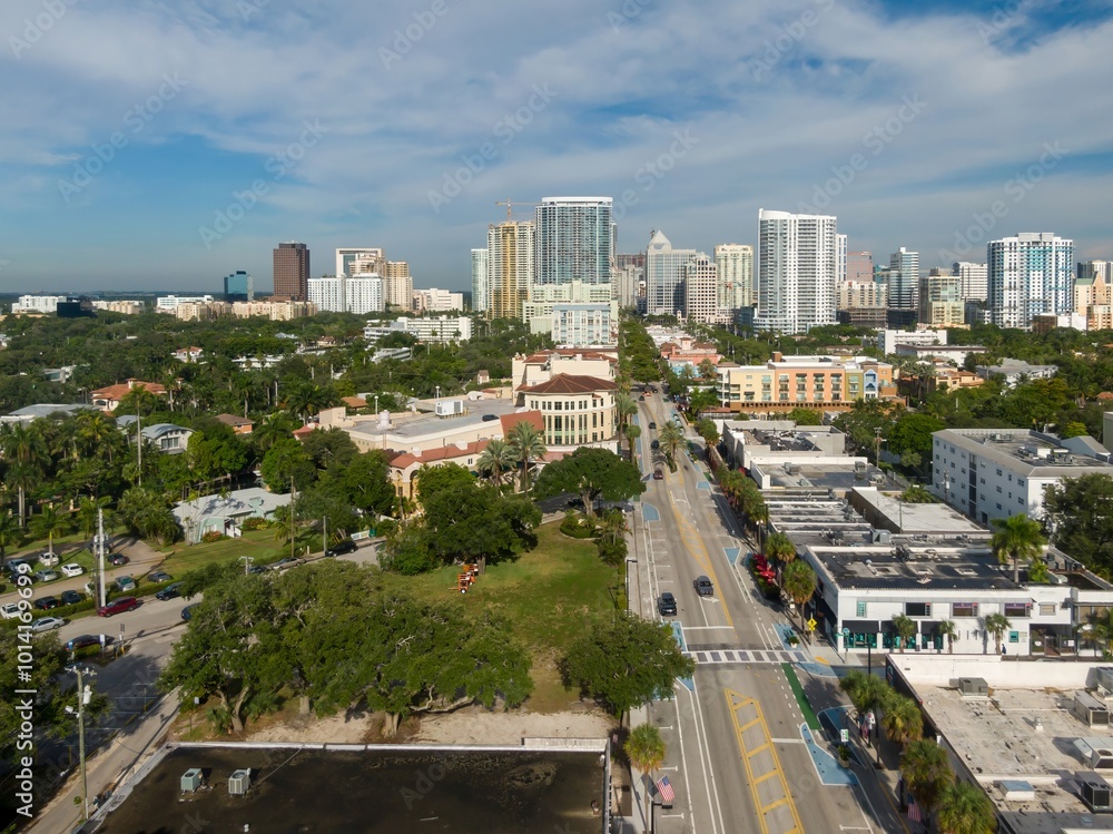 Fototapeta premium Colee Hammock looking towards downtown Fort Lauderdale, Florida, United States.