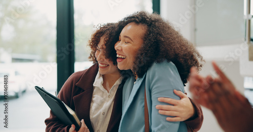 Foto Business, women and happy on hug at office for career opportunity, job promotion and success