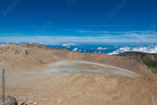 御嶽山頂上より一の池