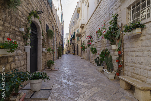 Canvas Print Trani street, Apulia, Southern Italy