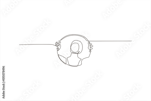 Continuous line drawing of a woman in a circle