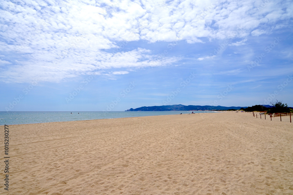 beautiful long beach with dunes, Platja de la Fonollera at the Mediterranean Sea near Mas Pinell, view towards the mountains around Begur, l’Estartit, Pals, Girona, Catalonia, Costa Brava, Spain beautiful long beach with dunes, Platja de la Fonollera at the Mediterranean Sea near Mas Pinell, view towards the mountains around Begur, l’Estartit, Pals, Girona, Catalonia, Costa Brava, Spain
