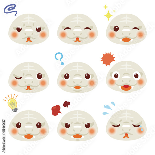 白色の蛇のキャラクター　表情　顔のみ