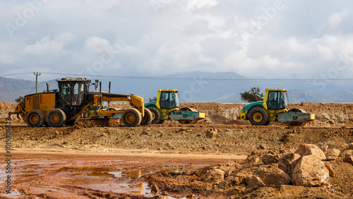 Wallpaper Mural constructing machines  at work Torontodigital.ca