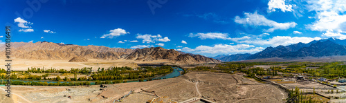 Beautiful panoramic landscape on the road (Leh - Manali highway) - Tibet, Leh district