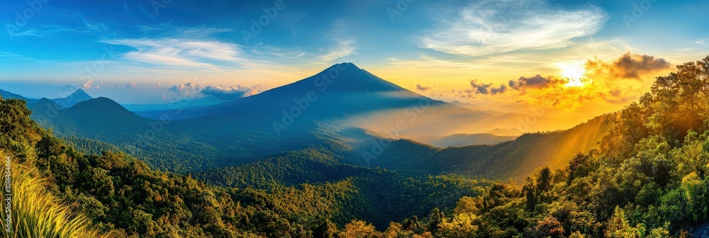 Obraz premium Beautiful Panoramic View of Mountain Peak at Sunset