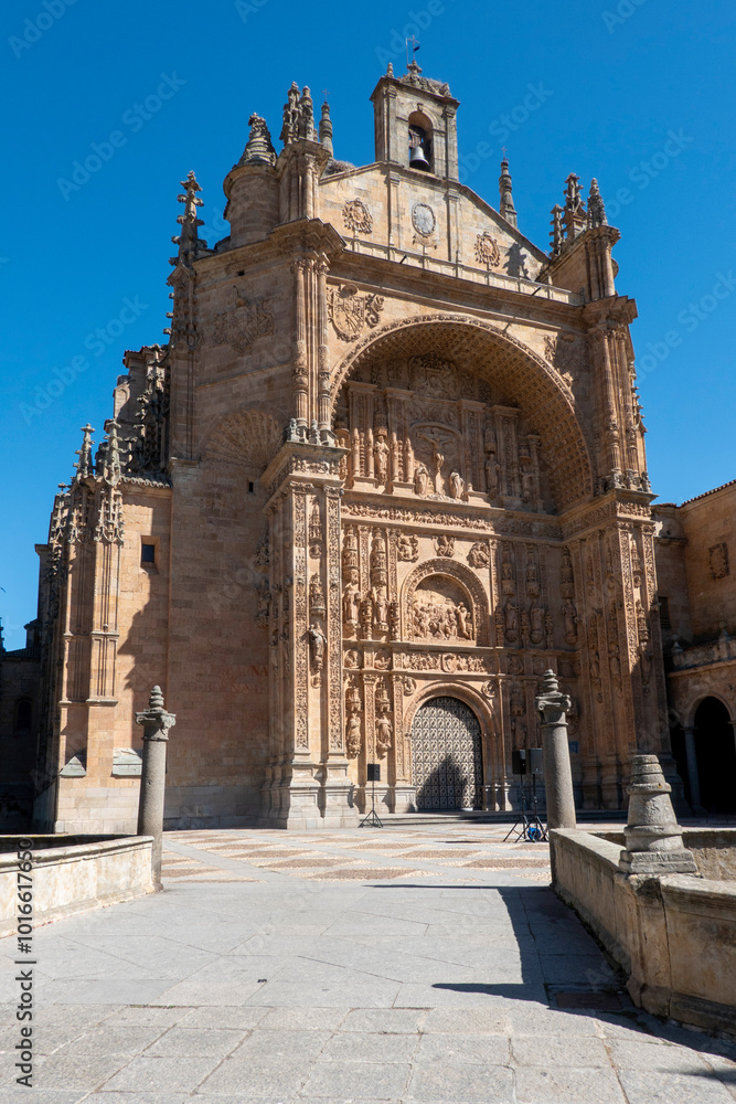 Obraz premium Salamanca, Spain-September 14, 2024: West facade of the Convento de San Esteban, a Dominican monastery of Plateresque style, built between 1524-1610, situated in Salamanca, Castile and León, Spain.