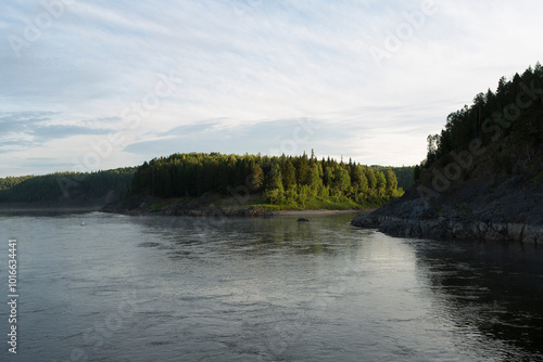 Fotografie Russia Krasnoyarsk Krai. View of Yenisei on a cloudy summer day