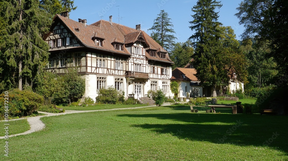 Elegant historic villa surrounded by lush greenery during a sunny afternoon Elegant historic villa surrounded by lush greenery during a sunny afternoon