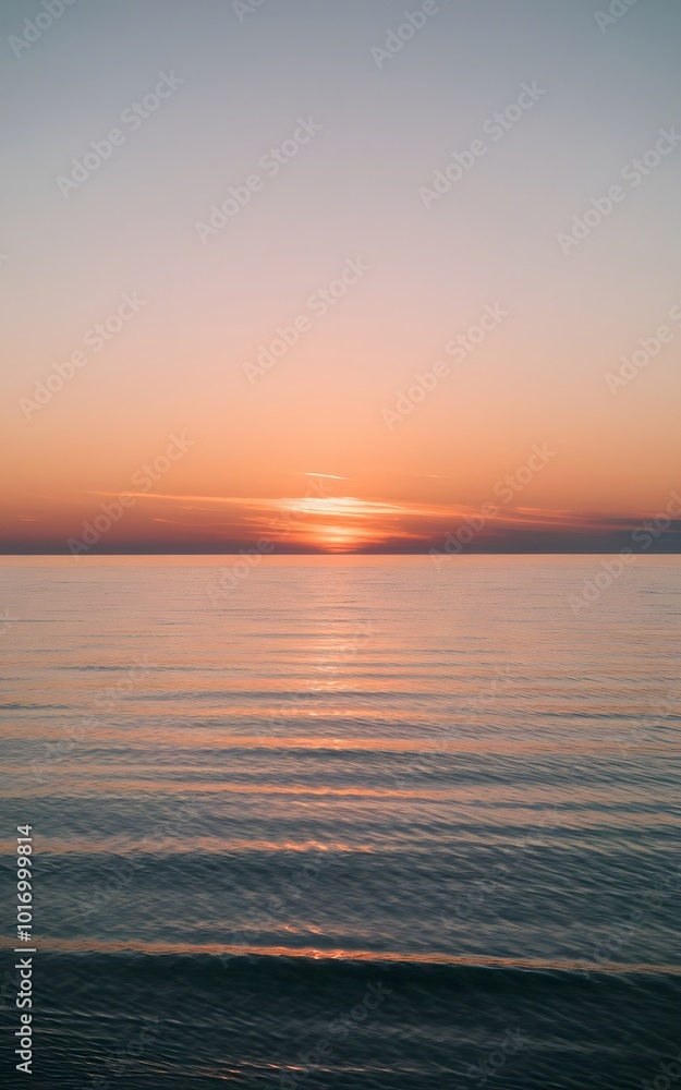 Fototapeta premium Sunset over the sea