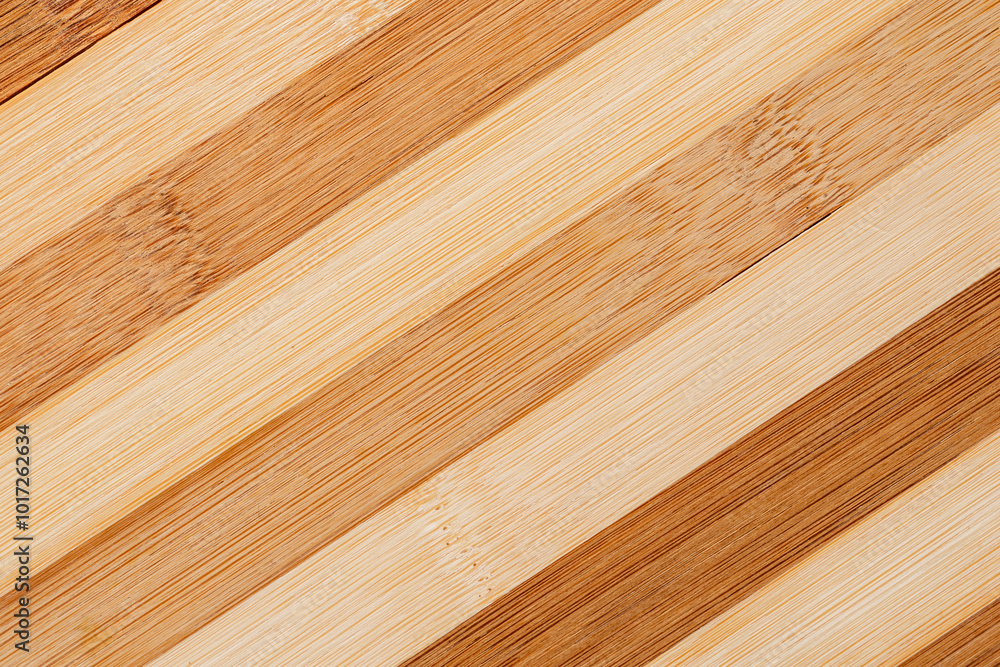 Superficie de una tabla de madera con franjas claras y oscuras, textura Superficie de una tabla de madera con franjas claras y oscuras, textura