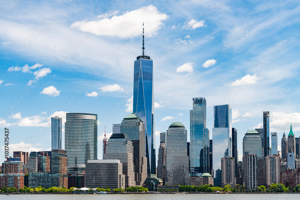 Obraz premium skyline of New York City, United States, USA. NYC landmarks. Amazing panorama view of New York city skyline and skyscraper at sunset. Beautiful view in Manhattan.