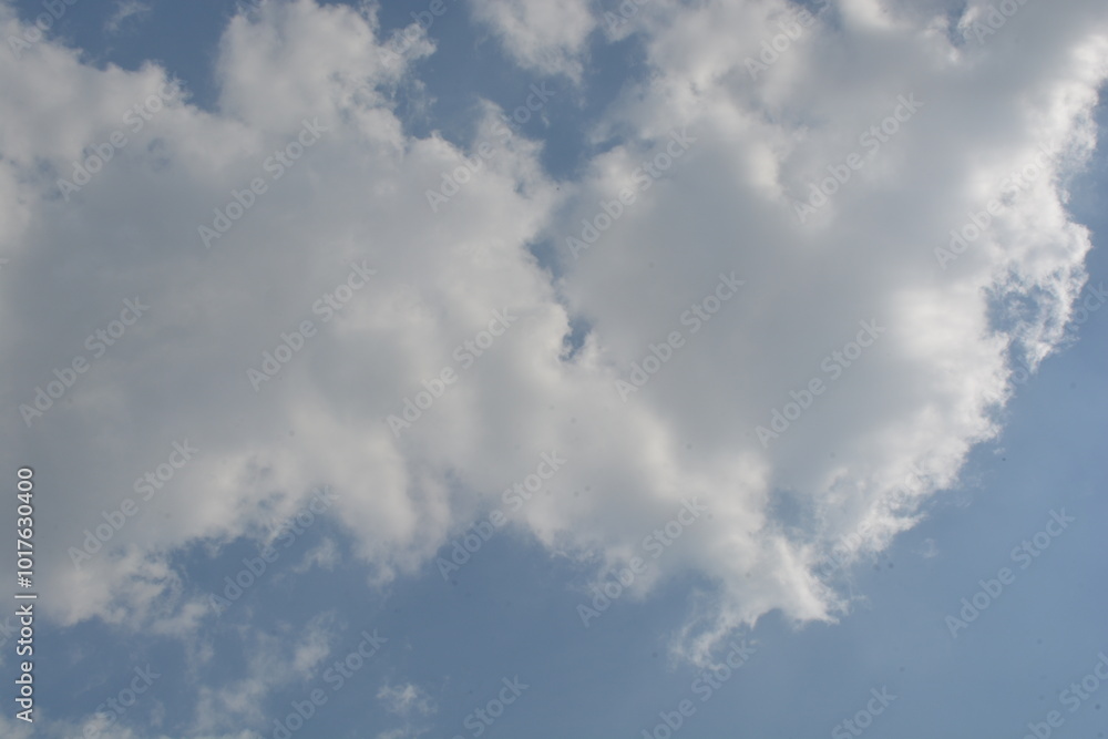 Dramatic white clouds with blue sky on sunny day Dramatic white clouds with blue sky on sunny day