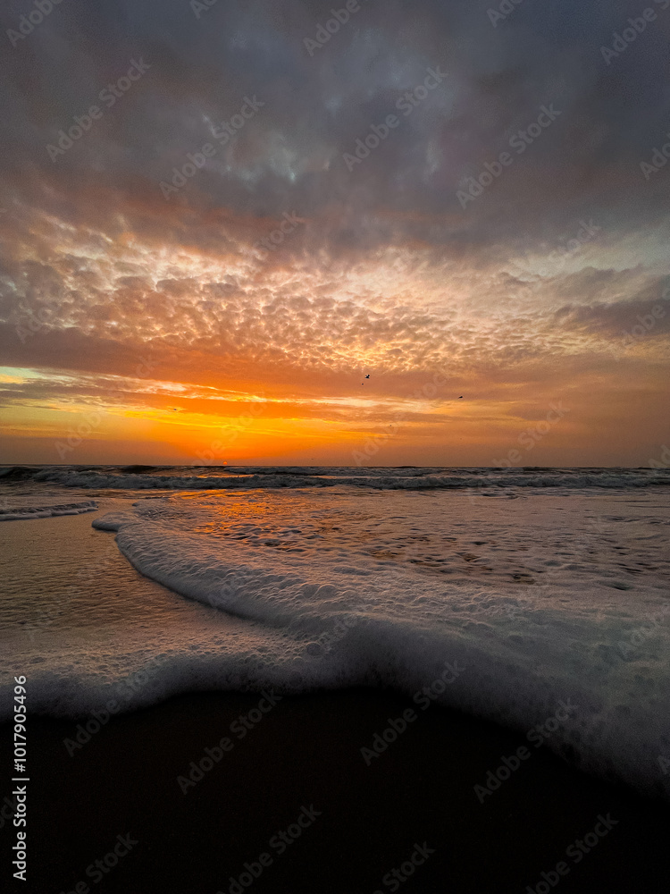 Obraz premium sunrise on the sea