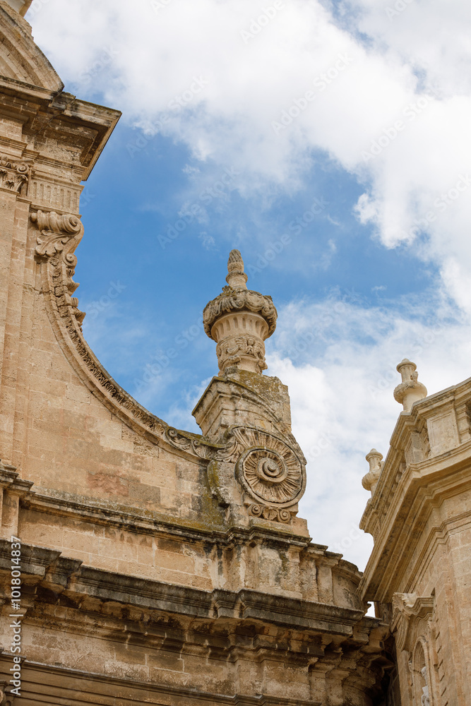 Fototapeta premium Cathedral Maria Santissima della Madia (Basilica Cattedrale Maria Santissima della Madia) in old town Monopoli, Puglia, Italy . Region of Apulia