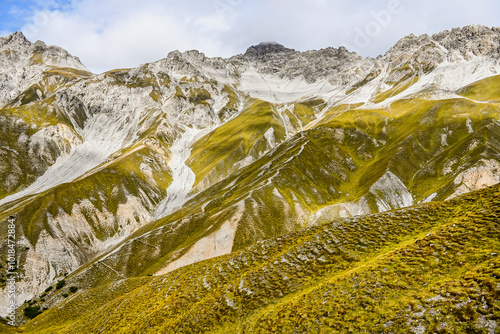 Zernez, Margunet, Aussichtspunkt, Piz dal Fuorn, Piz da Botsch, Val da Botsch, Wanderweg, Alpen, Herbst, Herbstfarben, Ofenpass, Nationalpark, Waldgrenze, Graubünden, Schweiz photo