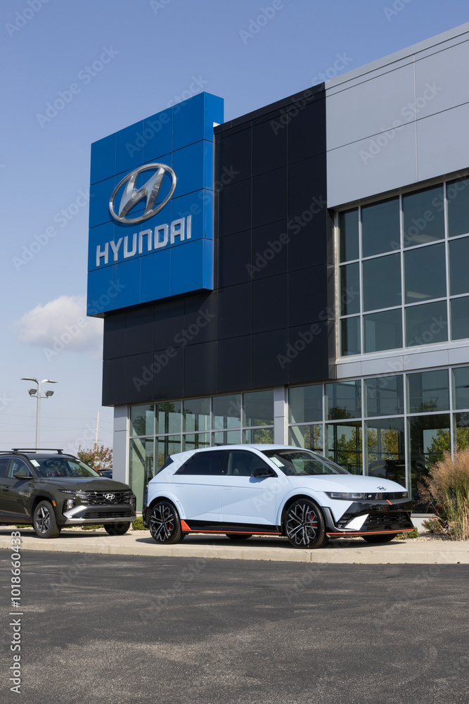 Foto de Hyundai car and SUV dealership. Hyundai offers AllElectric