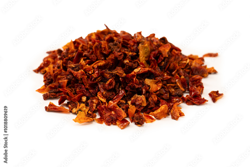 Obraz premium Dried tomatoes isolated on a white background.