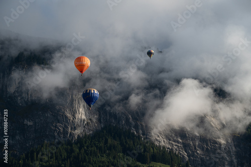 hot air ballooning in Flims Switserland