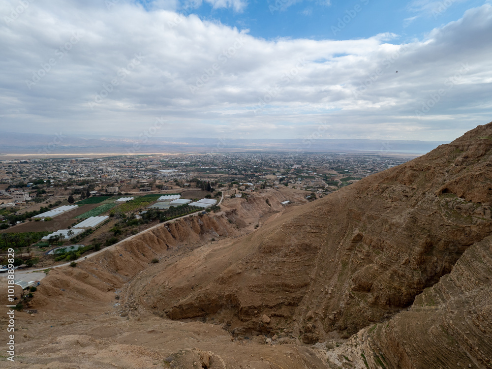Fototapeta premium Jericho panorama seen from the Mount of Templations, West Bank