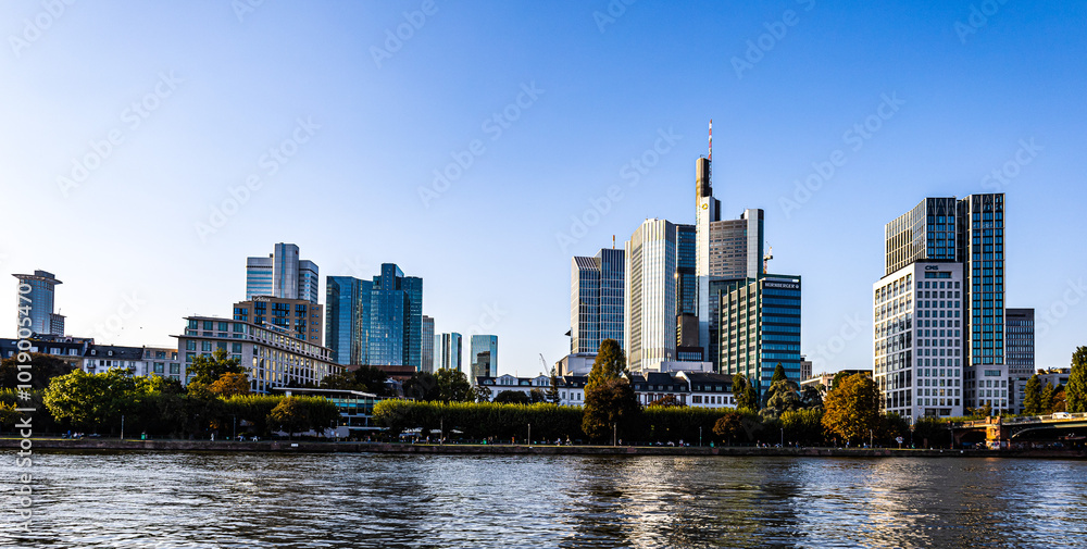 Obraz premium city skyline at sunset Frankfurt am Main