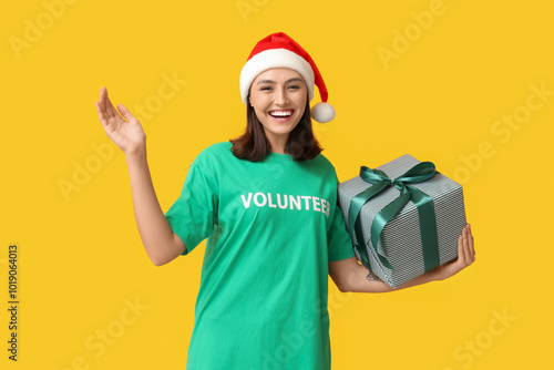 Beautiful female volunteer ...